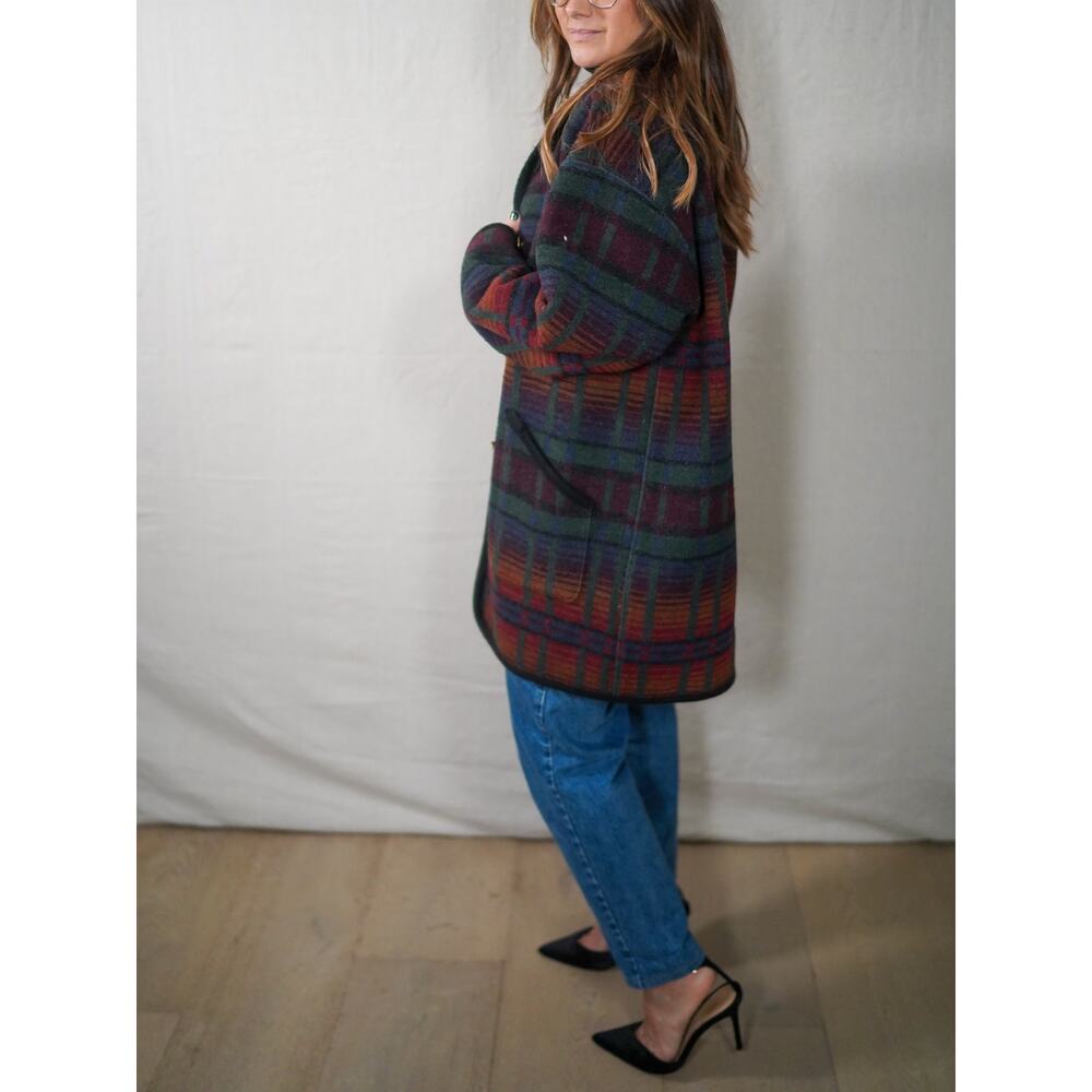 Vintage Oversized Plaid Wool Coat in Forest Green & Oxblood - Picture 6 of 10